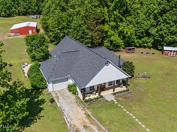 2nd image of 227 Christian College Rd