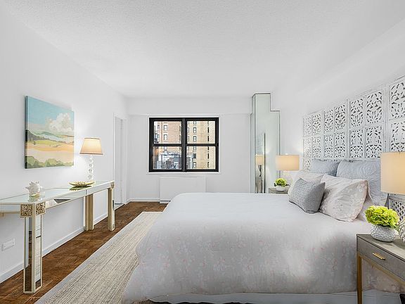 5th image of 160 E 38th St APT 6A