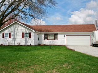 15897 Perrysville Rd, Danville, IL 61834