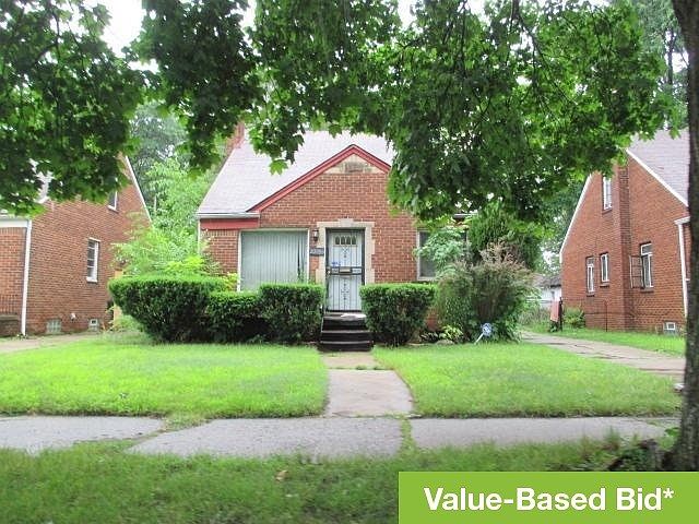 1st image of 20293 Rosemont Ave