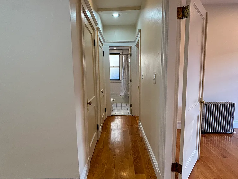 240 Kelton St #7 — Photo 14