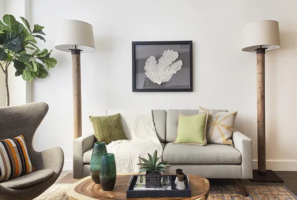 Rented by Bold New York | media 43