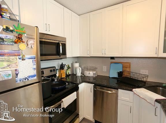 3rd image of 1212 Lasalle St #1207south