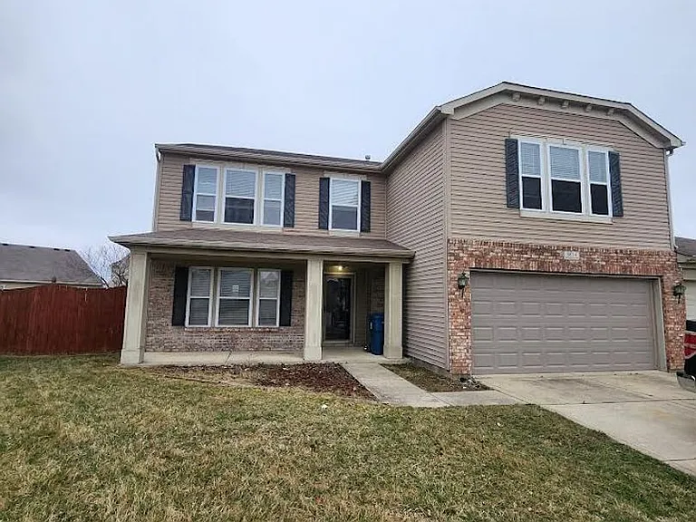 8614 Hopewell Ct — Photo 1