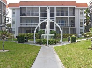 630 SE Ocean Blvd APT B-1, Stuart, FL 34994
