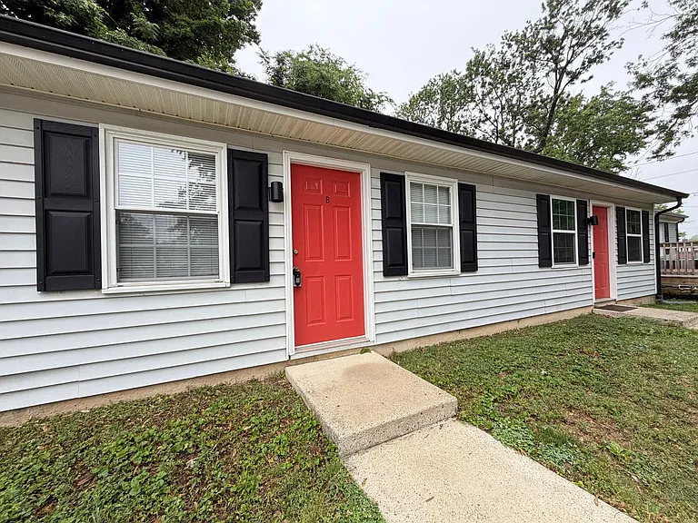 221 Quintas Ave #B — Photo 20