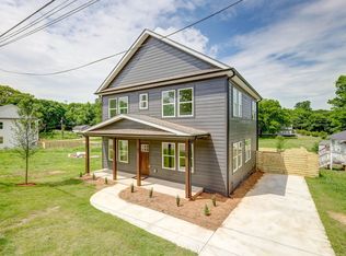 21 Woodlawn Ave, Greenville, SC 29611