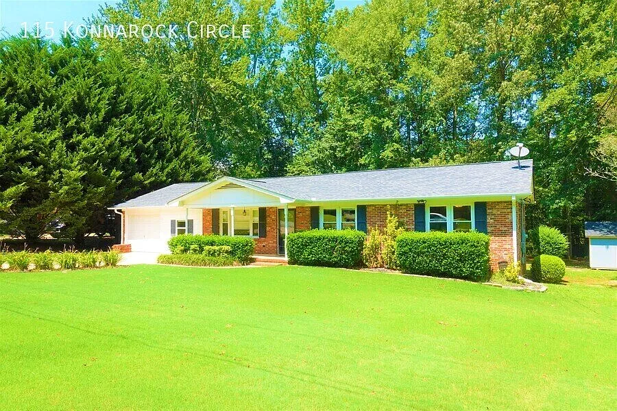 3 bed, 1500 sqft, $1,850 — Photo 2