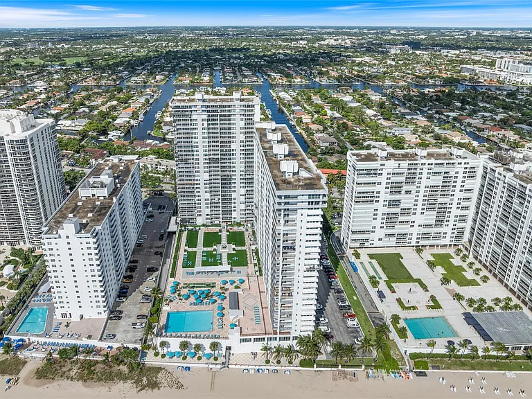 4280 Galt Ocean Dr #5F — Photo 34