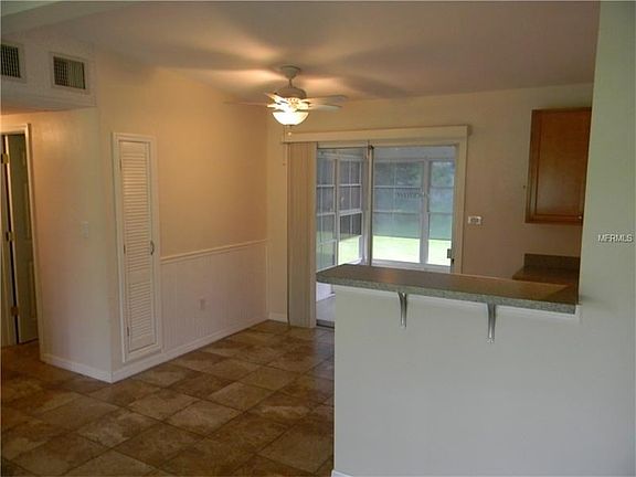 Dining area and breakfast bar.