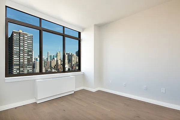 Rented by Bold New York | media 60