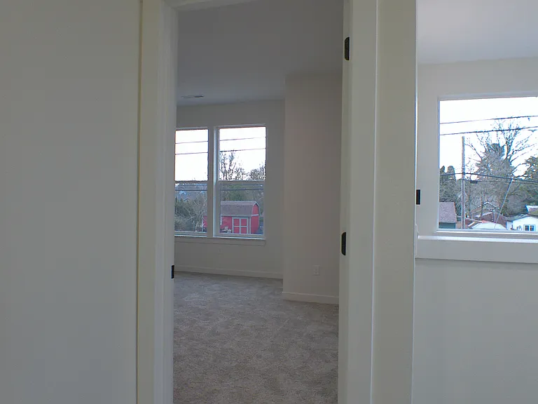 528 S 7th St — Photo 15