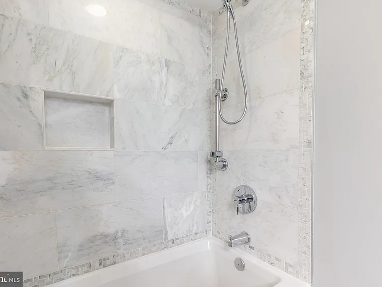 82 Q St NW #84B — Photo 14