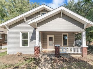 1017 W Chase St, Springfield, MO 65803
