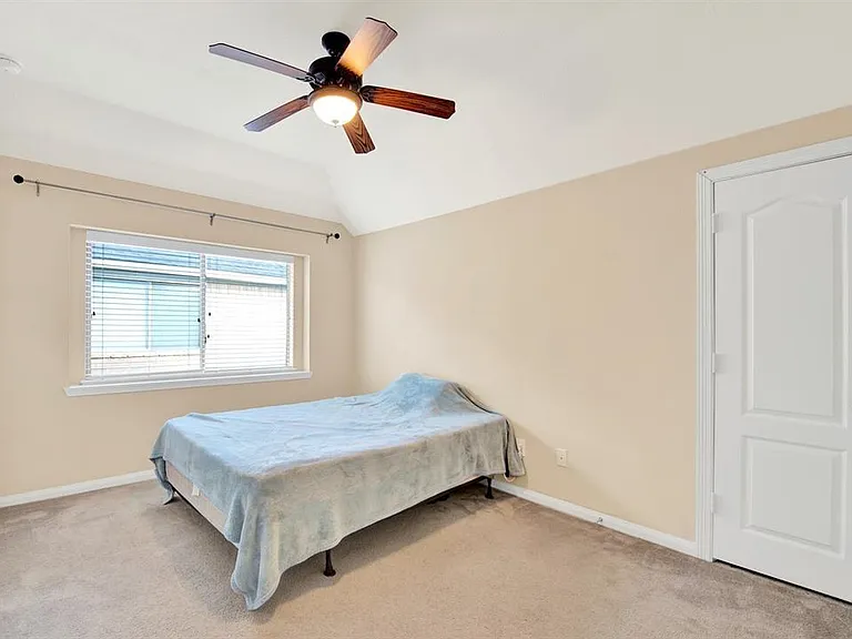 25431 Hall Meadow Ln — Photo 17