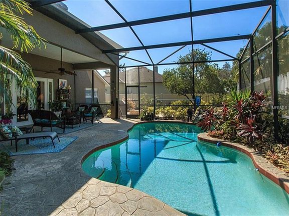 3rd image of 7831 Canyon Lake Cir
