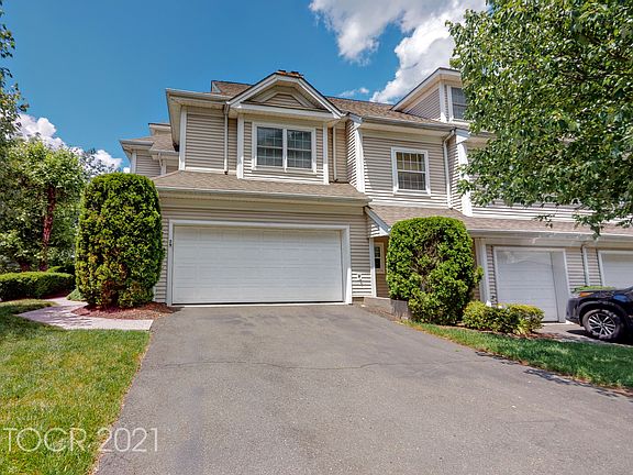 4th image of 29 Crystal Hill Dr
