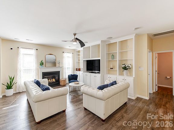 5th image of 2536 Sandy Ridge Ln