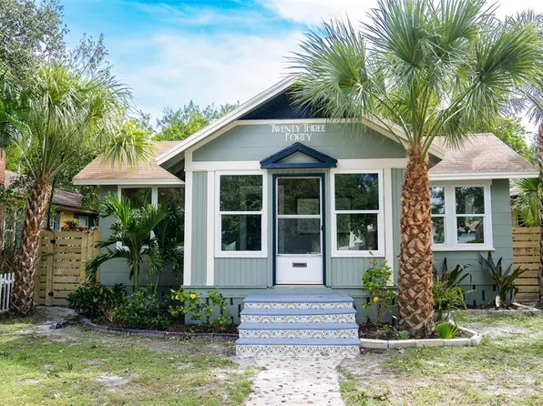 2340 Burlington Ave N, Saint Petersburg, FL 33713