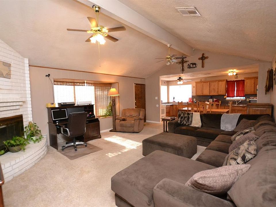 1st image of 17514 Golf Club Dr
