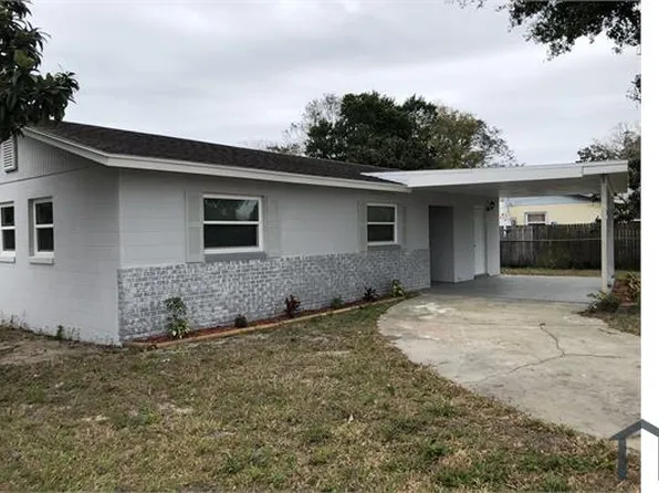 1567 Derbyshire Rd, Daytona Beach, FL 32117