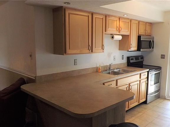 4th image of 4511 Glen Martin Dr