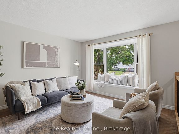 3rd image of 1143 Whealan Rd