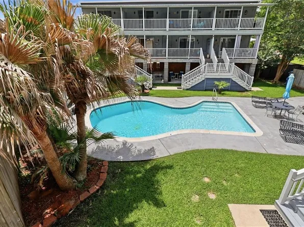 1025 Villere St APT D, Mandeville, LA 70448