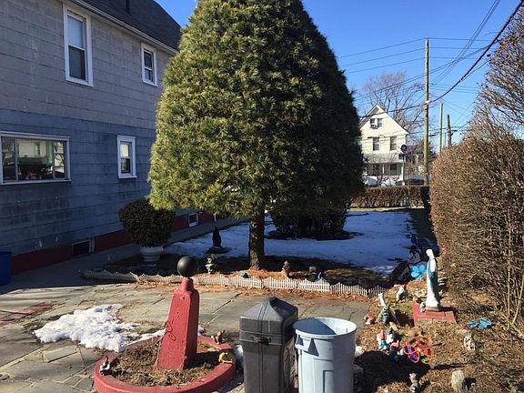 4th image of 562 Cary Ave