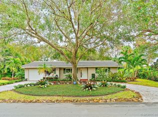 9 Emarita Way, Sewalls Pt, FL 34996