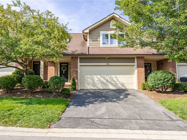 396 Spinnaker Ln, Webster, NY 14580