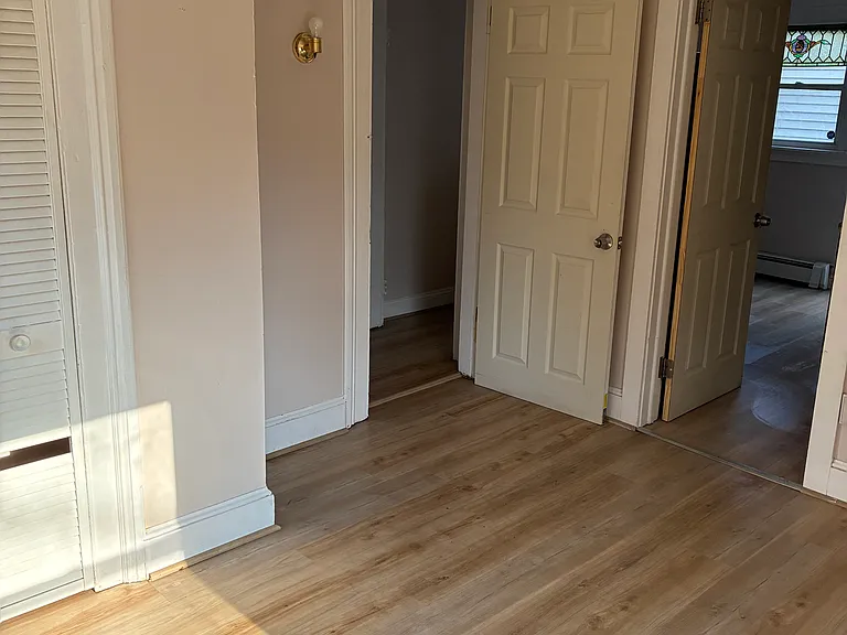 405 Bellevue St #2 — Photo 5
