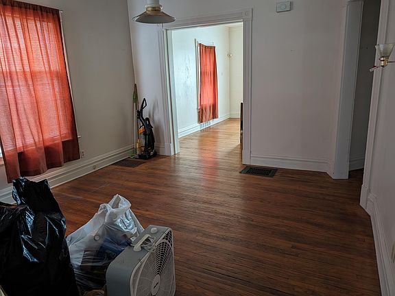 2nd image of 136 Harvard St #1