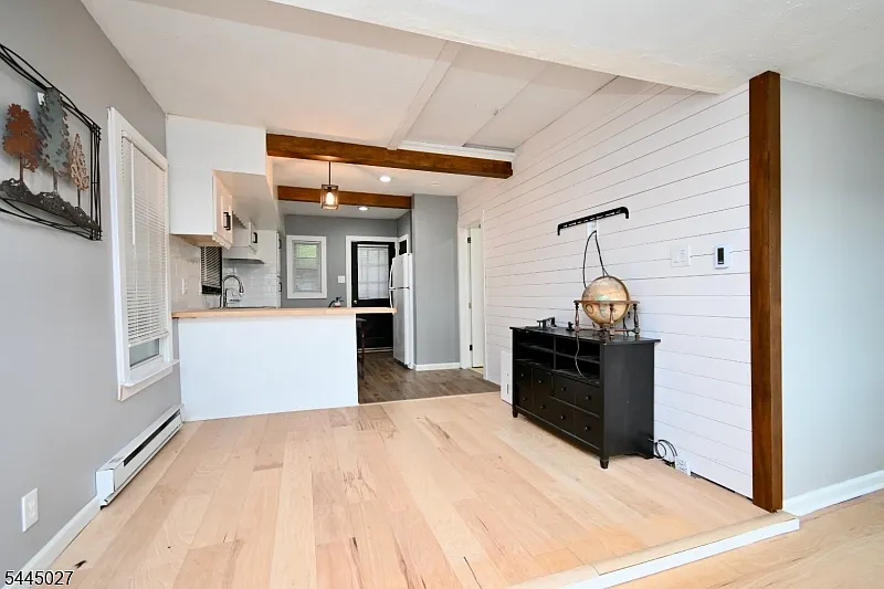 1 bed, 1.0 bath, $2,000 — Photo 3