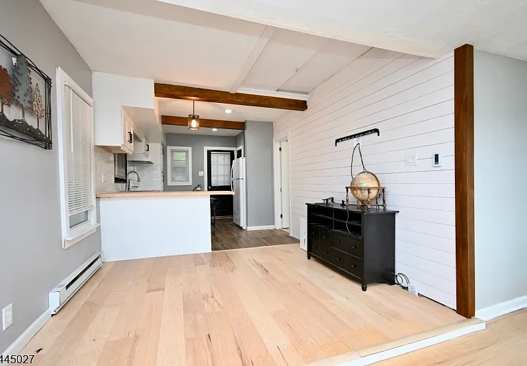 1 S Lakeside Ave #1B — Photo 3