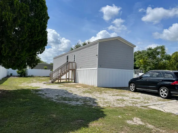 696A Pompeii Rd, Orlando, FL 32822