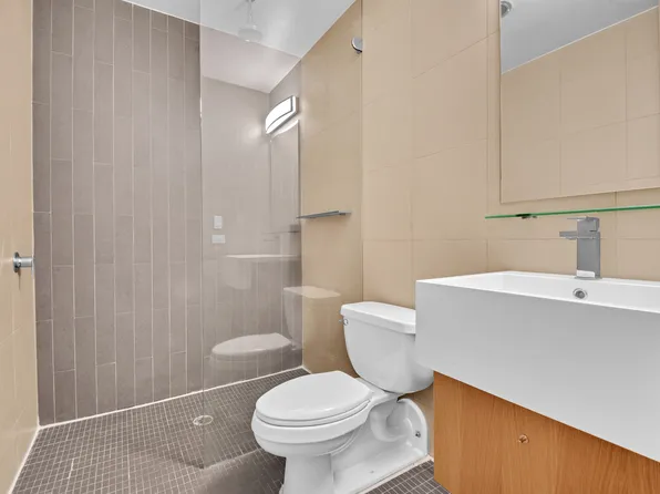 124 West 24th Street 4B image 16 of 16