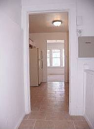 4th image of 1433 E 5th St