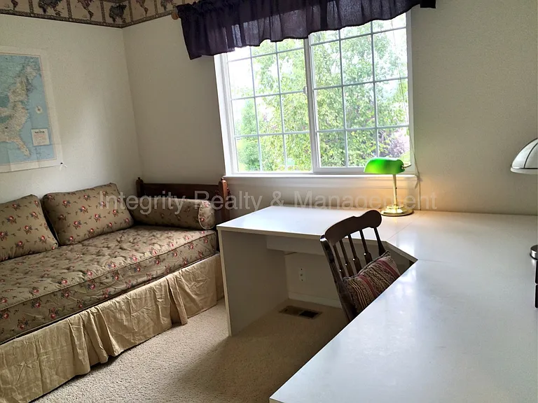 10088 Darwin Ln — Photo 16