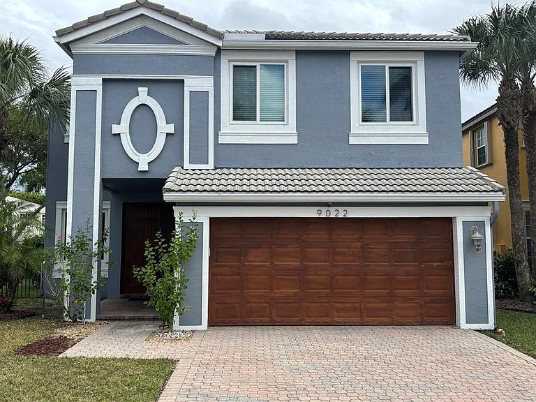 9022 Dupont Pl — Photo 37
