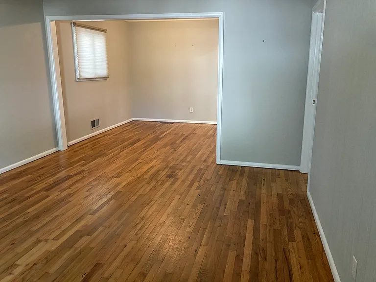 1103 Palafox Dr NE — Photo 7
