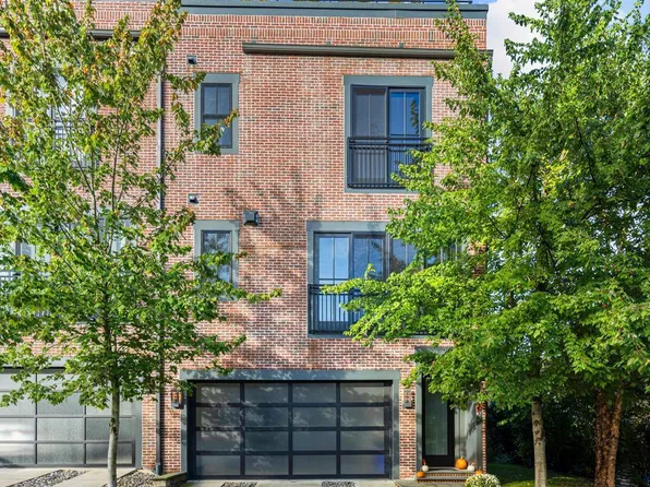 207 Willow Ave, Wayne, PA 19087