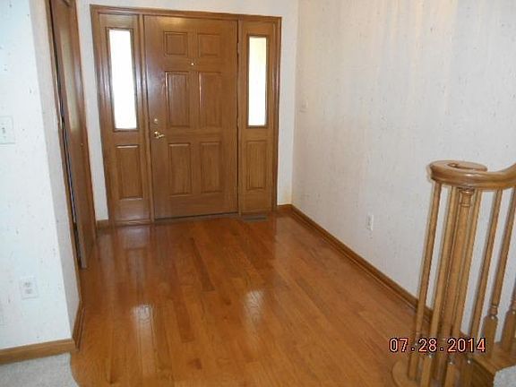 3rd image of 6860 Vienna Woods Trl