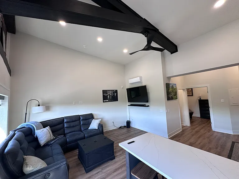 157 N Main St #202 — Photo 3