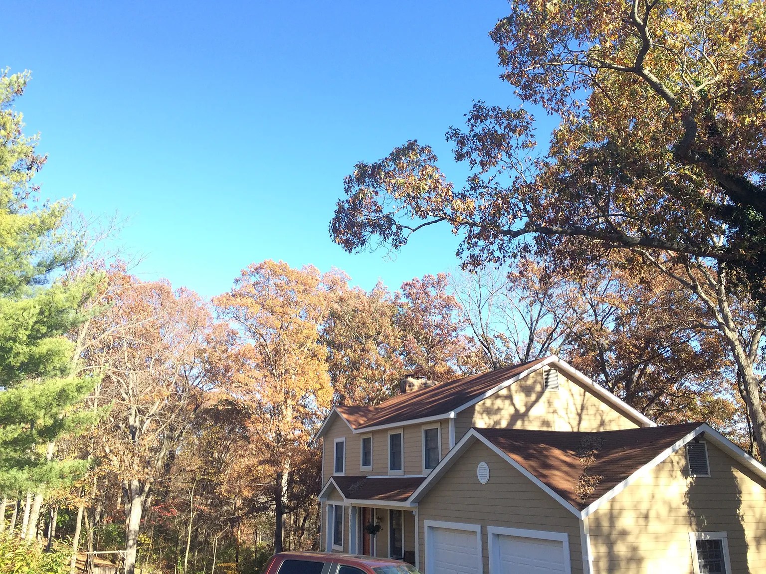 18508 Hawks Hill Rd photo 1