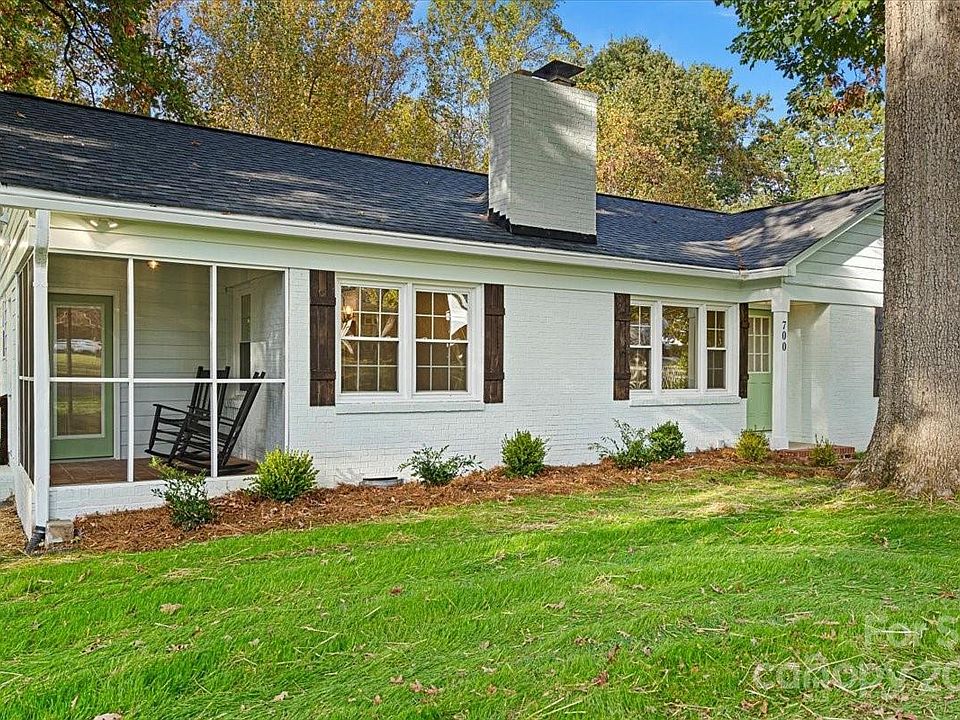 1st image of 700 Crestwood Ave