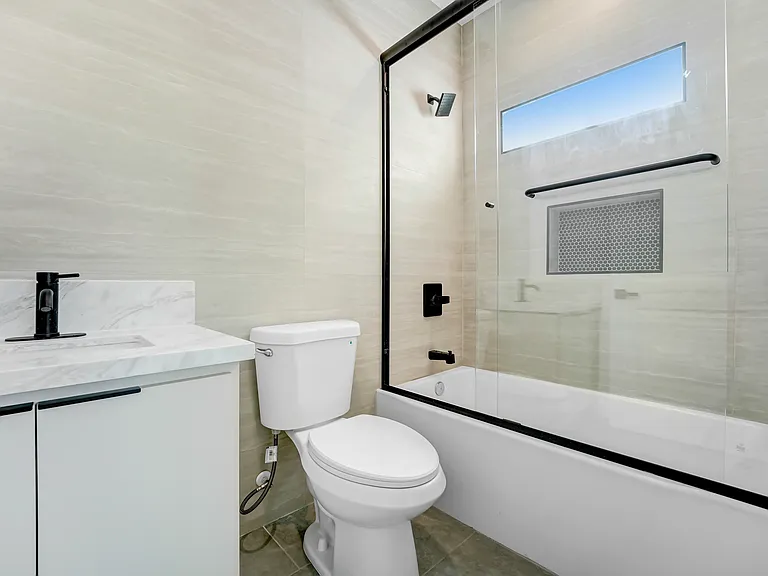 5348 Oakland St #5348 — Photo 7