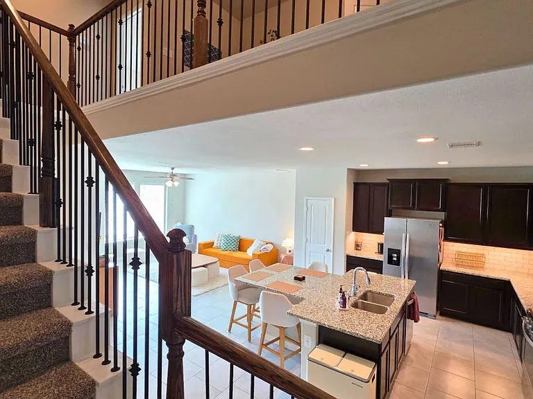 Lancer Cir — Photo 17