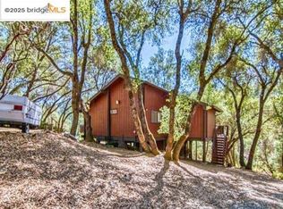 19563 Cottonwood St, Groveland, CA 95321