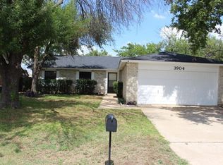 3904 Wendover Dr, Fort Worth, TX 76133